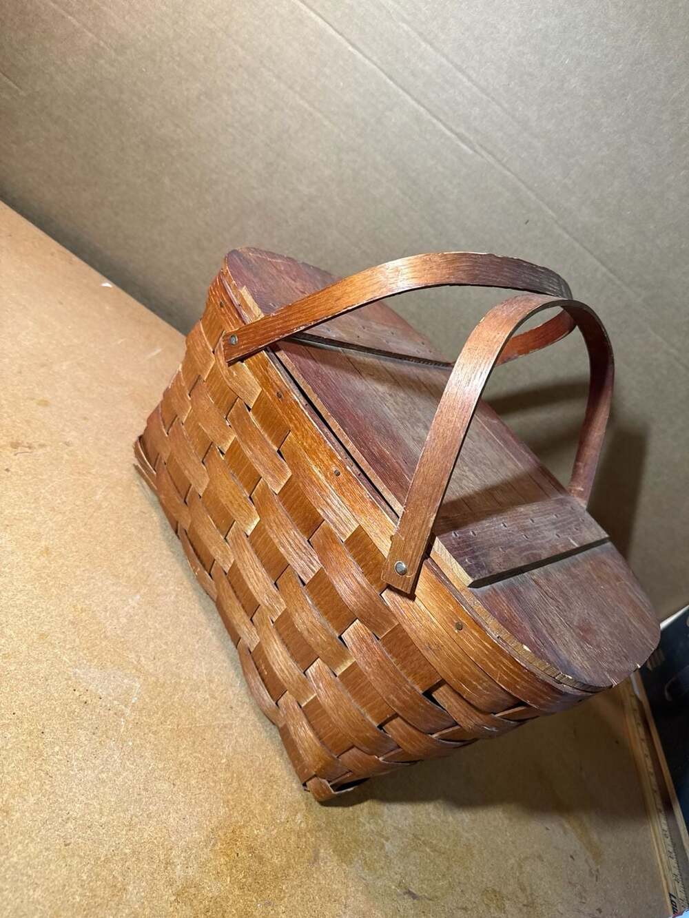 Jerywil Wov-N-Wood Vintage Picnic Basket Hinged Wooden Lid